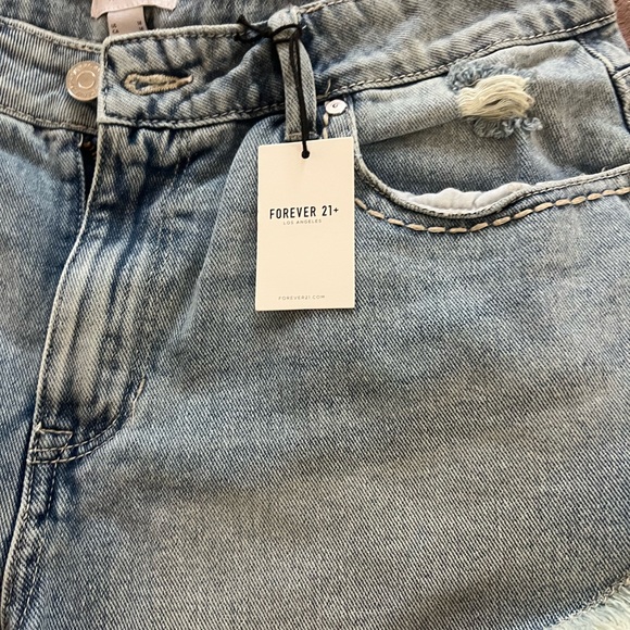 Denim ruffle shorts - Picture 3 of 5